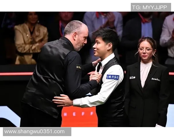 卡特与墨菲巅峰对决第五场精彩回顾与赛后分析 卡特与墨菲巅峰对决第五场精彩回顾与赛后分析