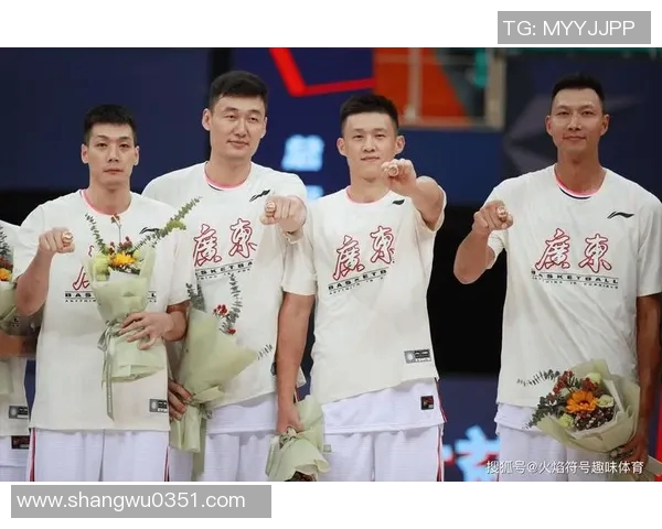 王泉泽：从青年才俊到篮球场上的闪耀明星之路探秘