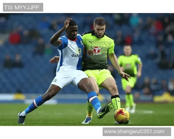 考文垂与查尔顿足球赛直播全程回顾及精彩瞬间分析